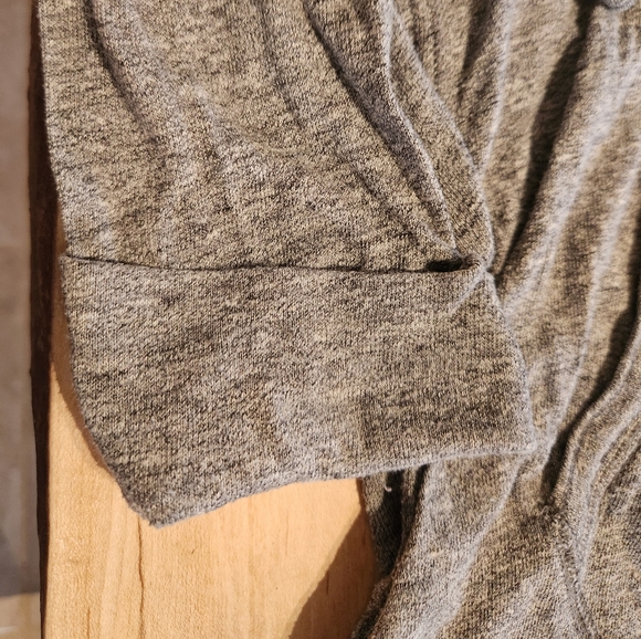 Abercrombie & Fitch women's XS hoodie - Picture 3 of 3